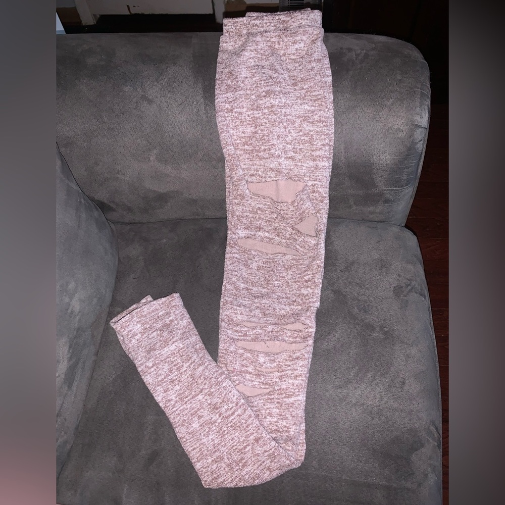 Women’s Black Bead Ripped Legging/Sweatpants